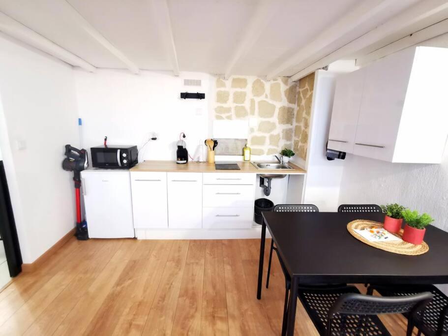 Centre Ville Montpellier - Appartement Au Coeur De L'Ecusson Eksteriør bilde